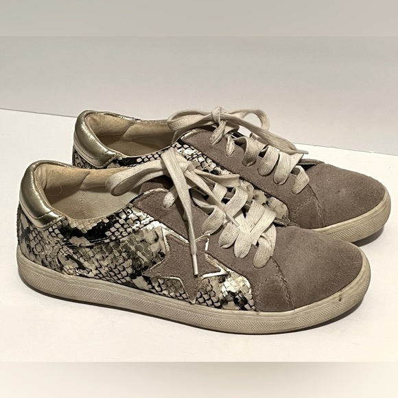 Steve Madden Amalfi Women's Metallic Python Snake Star Sneakers - Picture 1 of 14